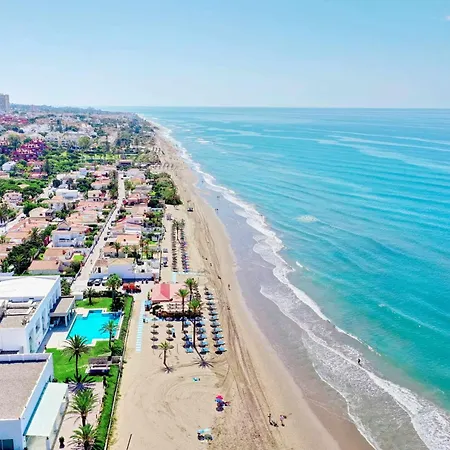 Apartment 1081 Beachfront Penthouse Jacuzzi Roofterace Lounge Wifi *
