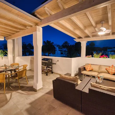 1081 Beachfront Penthouse Jacuzzi Roofterace Lounge Wifi