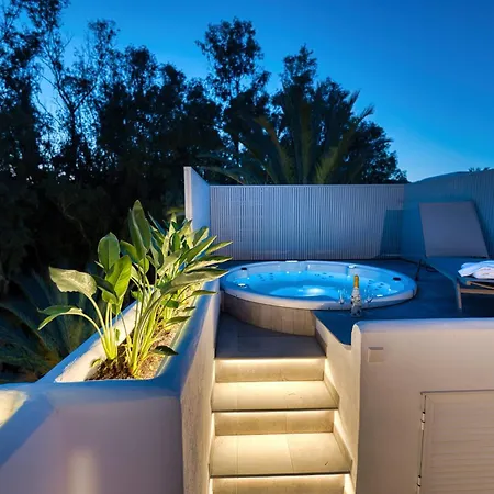 1081 Beachfront Penthouse Jacuzzi Roofterace Lounge Wifi Apartment