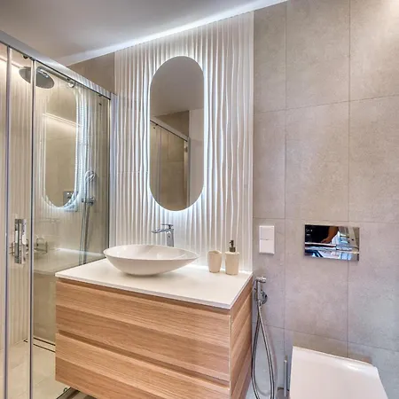 1081 Beachfront Penthouse Jacuzzi Roofterace Lounge Wifi Apartment Marbella